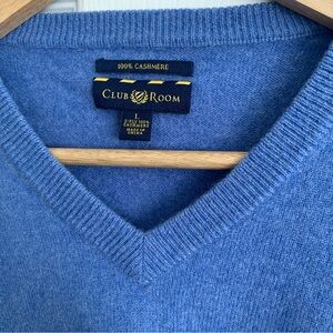 Club Room V-Neck Cashmere Sweater in Blue